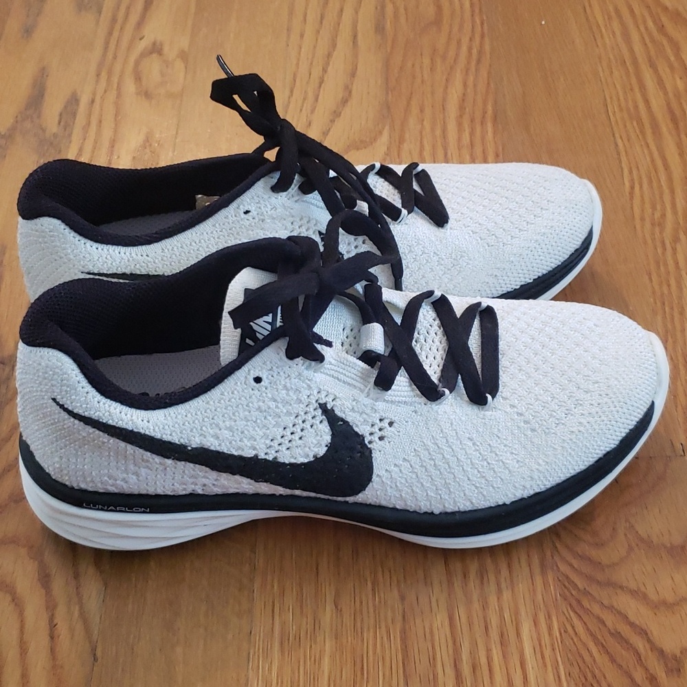 Nike Flyknit Lunar 3